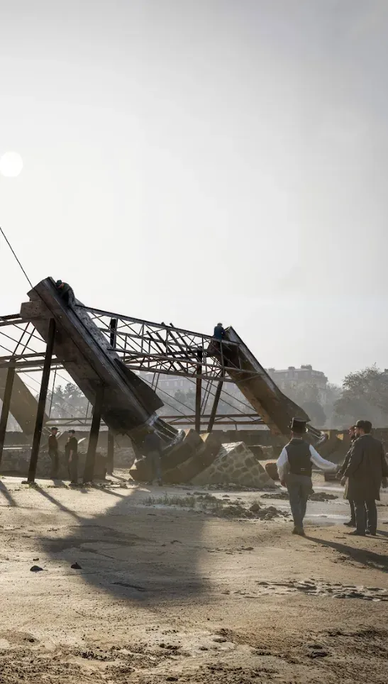 Les débuts du chantier de la Tour Eiffel