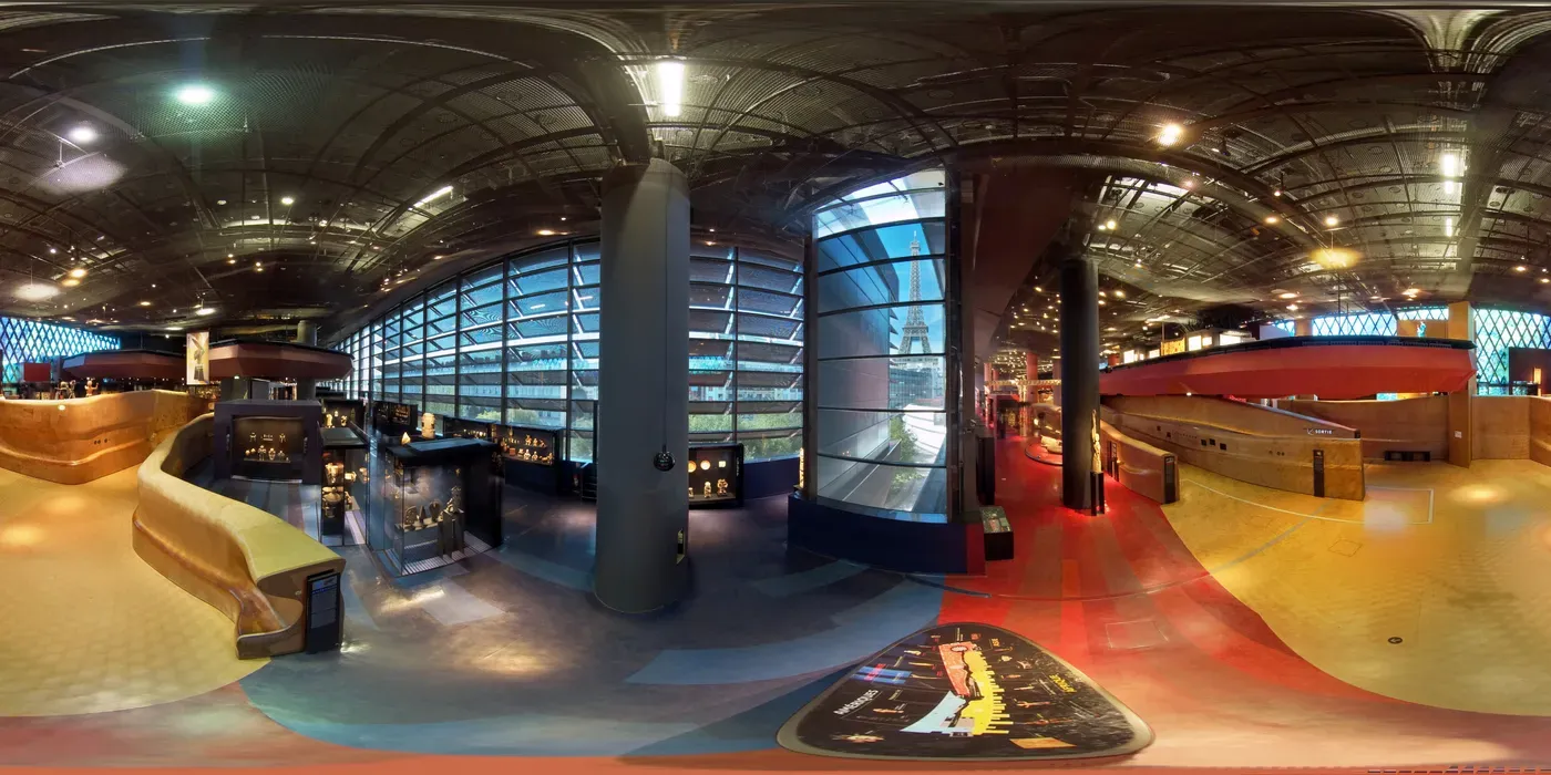 360-degree view of the museum’s collection spaces, with the Eiffel Tower in the background